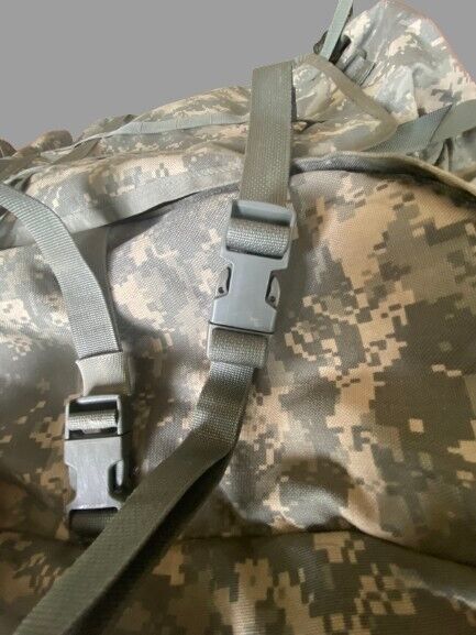 Vintage US Army Large Rucksack, Complete Frame, Pouches, Straps MOLLE II