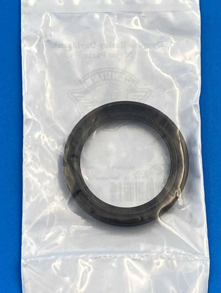 New OEM Harley-Davidson, Radial Seal - 12072K (1ea)
