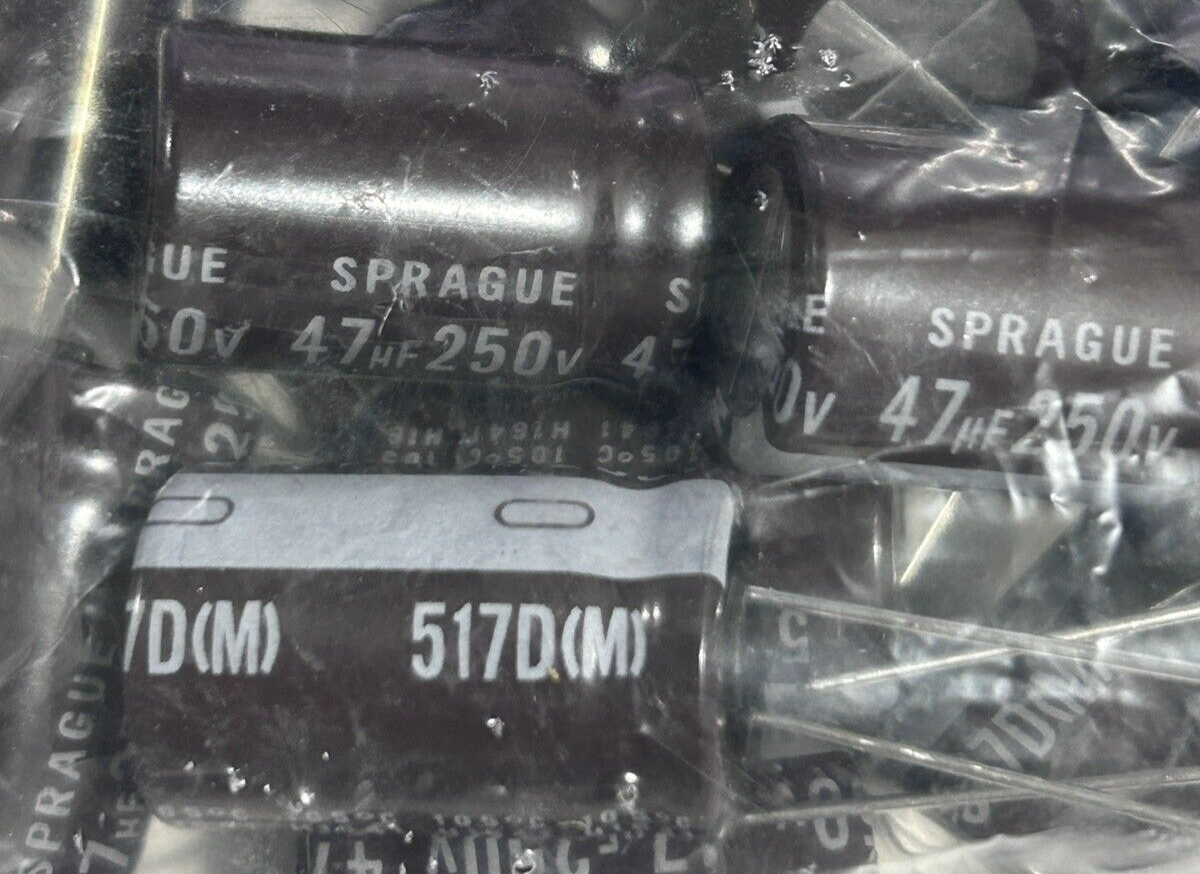 Aluminum Electrolytic Capacitors - Radial Leaded 47uF 250V 20% 16x25mm (10ea)