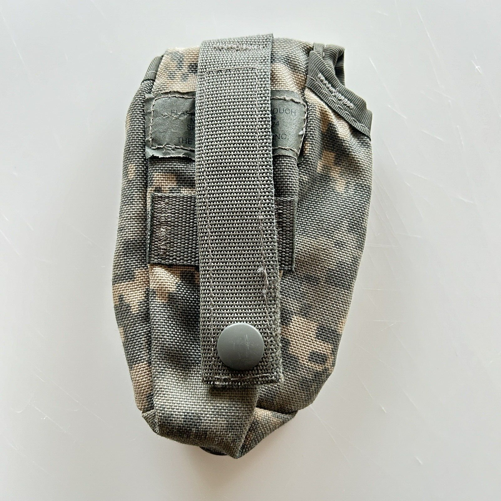 USGI ARMY Flash Band Grenade Pouch MOLLE II, ACU (1)