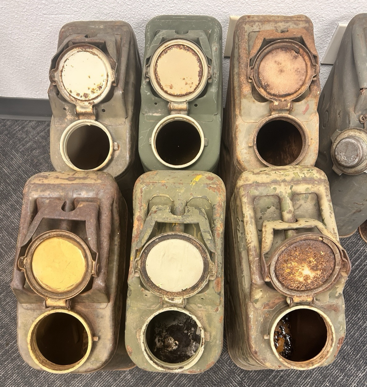US Marine Corps Jerry Cans, Early 1980s, 5 GAL